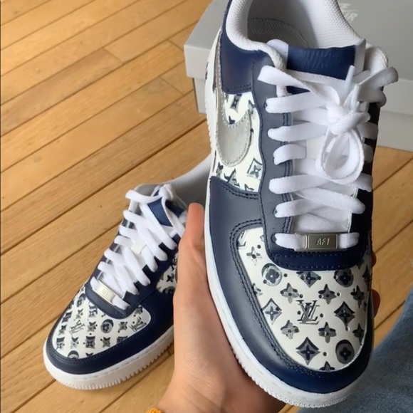 LV Double Hand Painted Air Force One - Picture 1 of 2